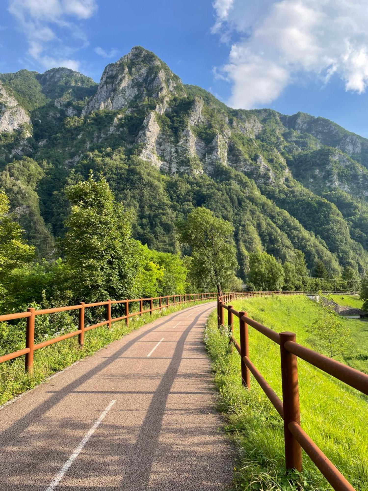 Ortighera Monolocale Relax Sulla Ciclabile Lenna Luaran gambar